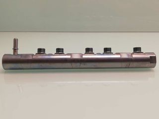 RAMPA INYECTORA BMW SERIE 1 LIM. (F20/F21) 270447