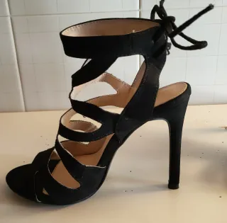 Sandali con lacci n.37