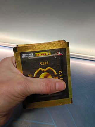 Mas de 45 sobres fifa Club World cup nuevos precintados