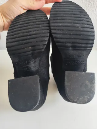 Botín Bershka tacón negro