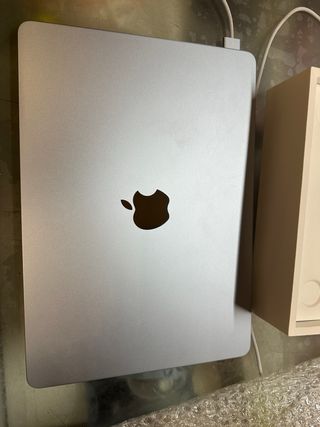 Macbook Air 13” 2025 Plata