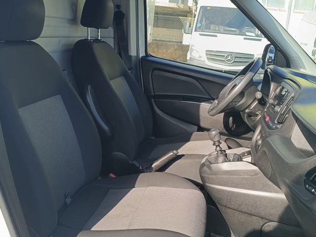 Fiat Doblò Cargo Cargo SX 1.4 Tjet 89 kW (120 CV) GNC