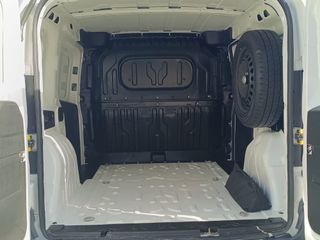 Fiat Doblò Cargo Cargo SX 1.4 Tjet 89 kW (120 CV) GNC