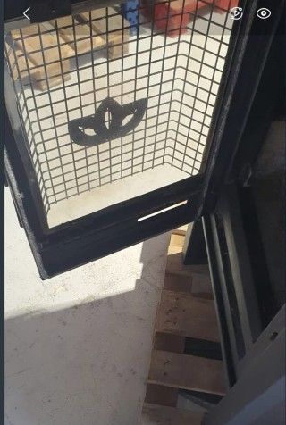 Chimenea de leña interior metálica