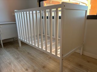 Cuna SUNDVIK blanca 60x120 cm