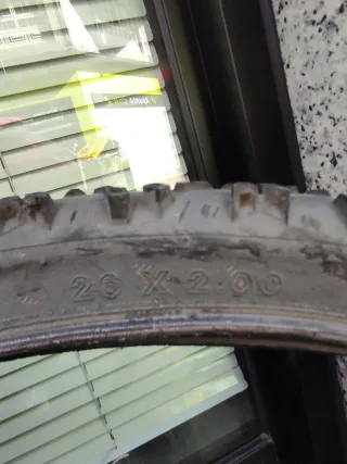 Hutchinson tech ahir light Spider 26x2.00