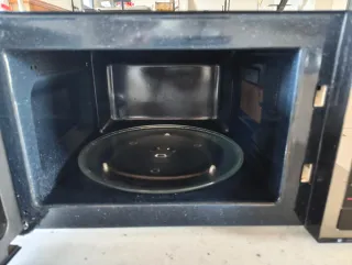 Microondas Samsung ME83X( interior cerámico)