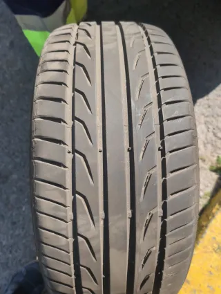 Neumático Semperit 235/45 R17