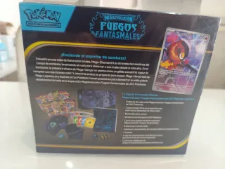 Caja Entrenador Élite Pokémon Fuego Fantasmal