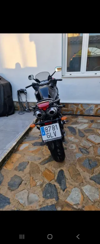 Yamaha FZ6 Naked Negra