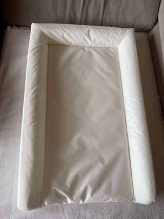 Cojín cambiador nuevo con fundas