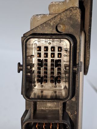 CENTRALITA MOTOR UCE CITROEN C4 BERLINA 590098