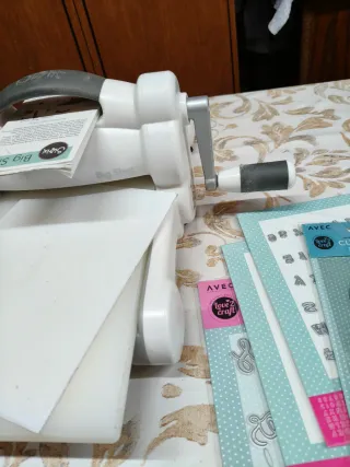 Macchina Big Shot per Scrapbooking