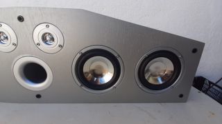 Columna de altavoces negra