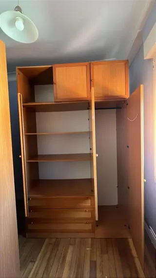 Regalo armario con cajones. 3 cuerpos. Urge vender