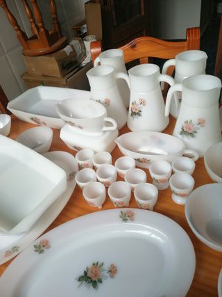 Vajilla Arcopal Rosas - Vidrio y Porcelana