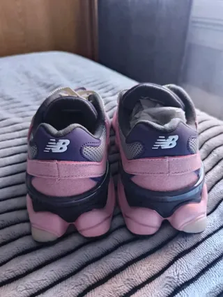 Zapatillas New Balance 9060 Rosa Púrpura