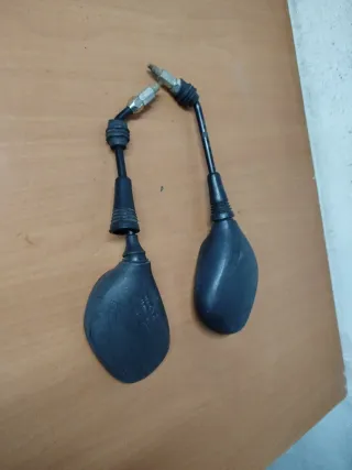 Espejos Piaggio Carnaby 2007