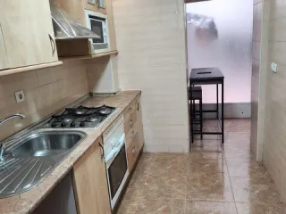 ALQUILER DE HABITACIONES EN PARLA, MADRID.