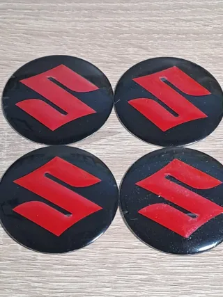 Emblemas Suzuki (4 unidades)