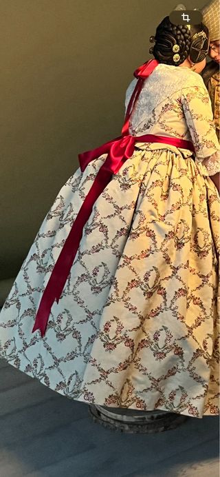 Traje de Fallera Niña fondo beig, granate, verde