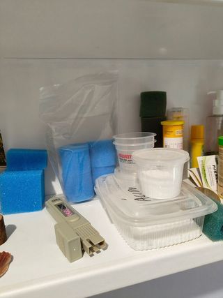 Acuario completo 60L + soporte + gambas + peces ++