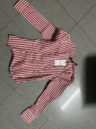Camisa Bershka Rayas Rojas Talla L