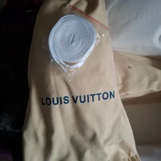 Scarpe Louis Vuitton Skate Swarovski originali