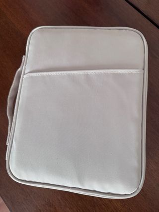 Ipad Pro M2 + apple pencil + Logitech Keyboard