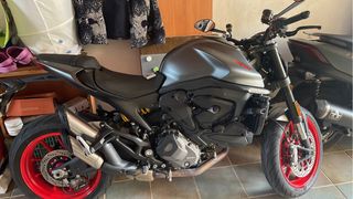 Ducati 937 - Octubre 2024 - 2100km