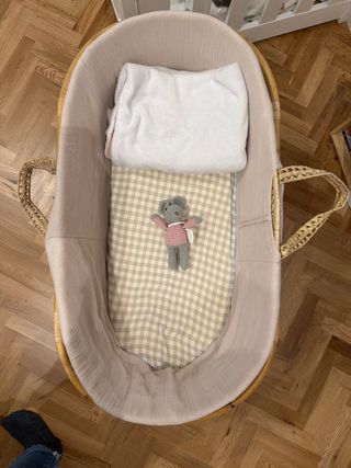 Moisés mimbre bebé con ruedas