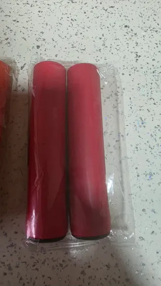 Puños de manillar para bicicleta