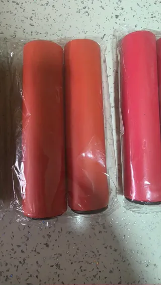 Puños de manillar para bicicleta