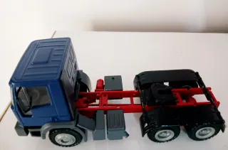 Iveco Eurotrakker 1:50 Conrad