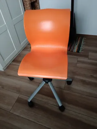 Silla de escritorio naranja