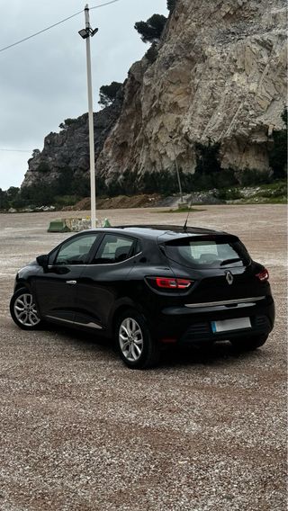 Renault Clio 2017 1.2L Turbo Black