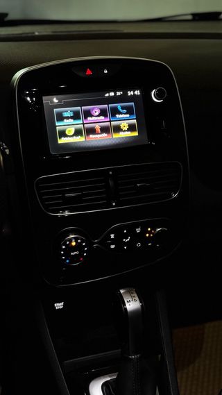 Renault Clio 2017 1.2L Turbo Black