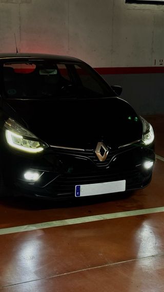 Renault Clio 2017 1.2L Turbo Black