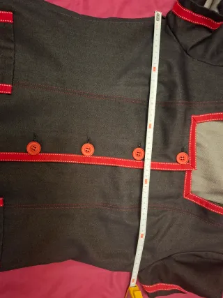 Vestido vaquero negro y rojo