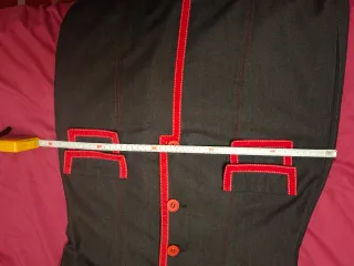 Vestido vaquero negro y rojo