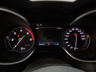 Alfa Romeo Stelvio Sprint