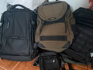 Lote Mochilas Paco Martinez y Oakley