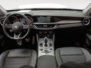 Alfa Romeo Stelvio Sprint