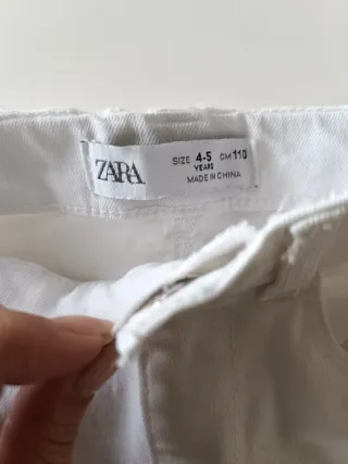 Pantalón blanco niña campana