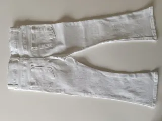 Pantalón blanco niña campana