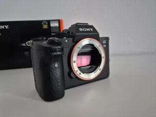 Sony a7 III (en garantía) + Lente 28-60mm