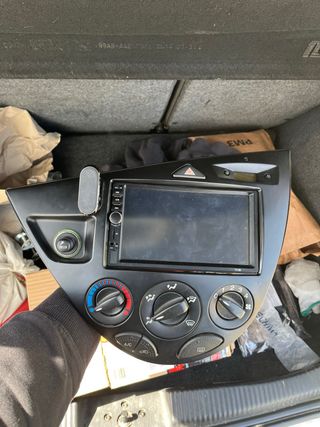 Marco y Radio Ford Focus MK1