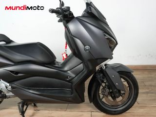 YAMAHA X-MAX 125