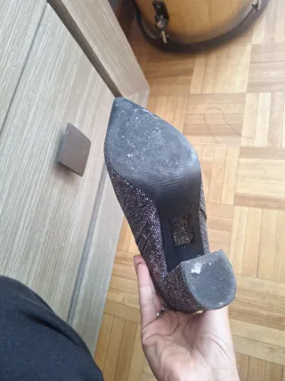 Botines medio altos de fiesta tacón medio plateada