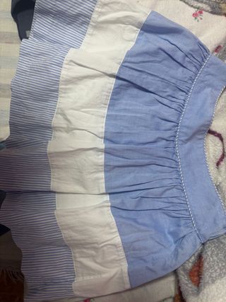 Falda de rayas y blanco